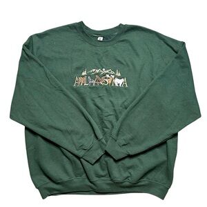 Alaska Embroidered Wildlife Souvenir Crewneck Sweatshirt Green XL